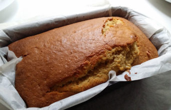 How to Make A Banana Bread (Recipe)